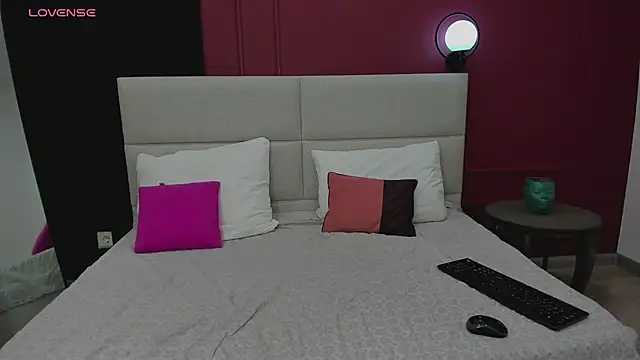 Snapshot of MonikaCharming chatting on February 21, 1:22 am MonikaCharming online show from February 21, 1:22 am