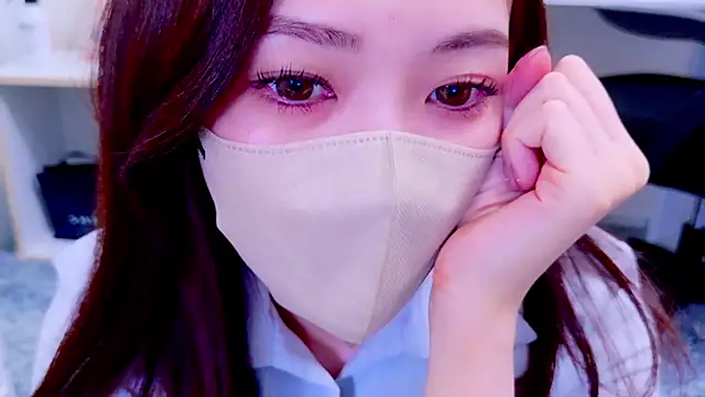 oxo yuna oxo online show from December 4, 11:30 am