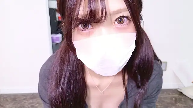 Snapshot of oxo_yuna_oxo chatting on May 11, 1:17 pm oxo yuna oxo online show from May 11, 1:17 pm