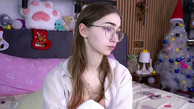 PollyBeev online show from November 24, 7:19 am