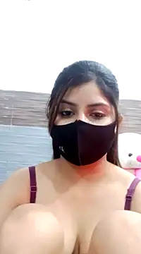 Snapshot of Hoty-Shivangi chatting on December 15, 9:31 pm Hoty-Shivangi online show from December 15, 9:31 pm