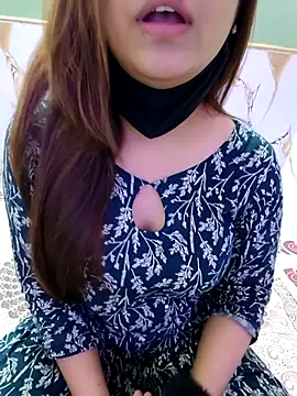 Snapshot of Hoty-Shivangi chatting on September 15, 8:25 am Hoty-Shivangi online show from September 15, 8:25 am