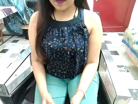 aarushi sharmaa online show from February 23, 7:07 pm