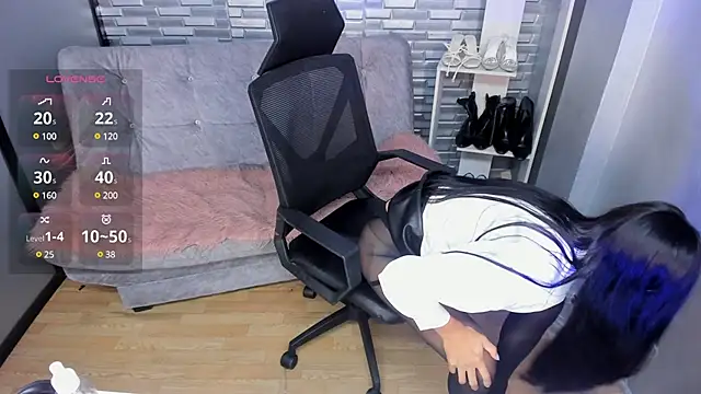 Snapshot of coniie_jhons chatting on February 3, 2:24 pm coniie jhons online show from February 3, 2:24 pm