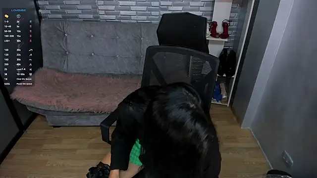 Snapshot of coniie_jhons chatting on February 7, 11:01 am coniie jhons online show from February 7, 11:01 am