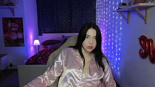 AliceSpark online show from February 26, 9:48 pm