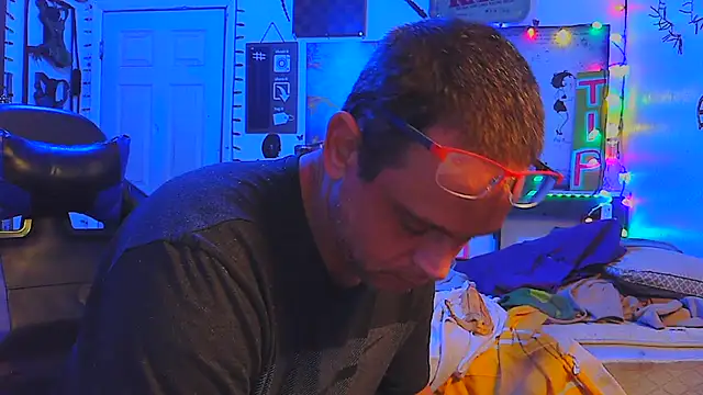 Buffshagswell online show from February 12, 8:48 pm