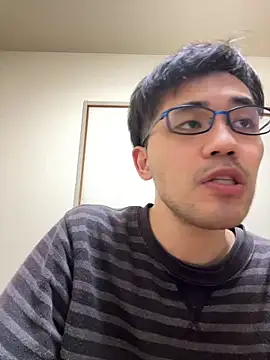 Snapshot of ryusei18570 chatting on March 2, 2:10 pm ryusei18570 online show from March 2, 2:10 pm