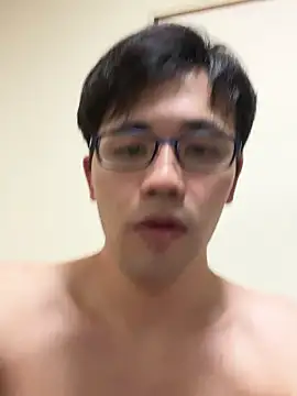 Snapshot of ryusei18570 chatting on September 11, 3:01 pm ryusei18570 online show from September 11, 3:01 pm