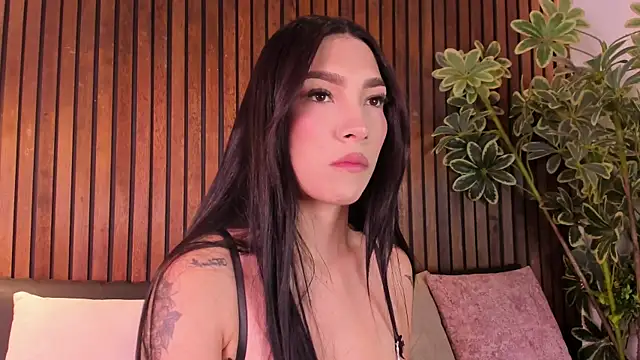 Jennmiiller  online show from January 15, 12:10 pm