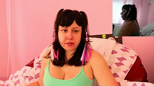 Snapshot of HotSweetAngel chatting on November 21, 7:40 am HotSweetAngel online show from November 21, 7:40 am