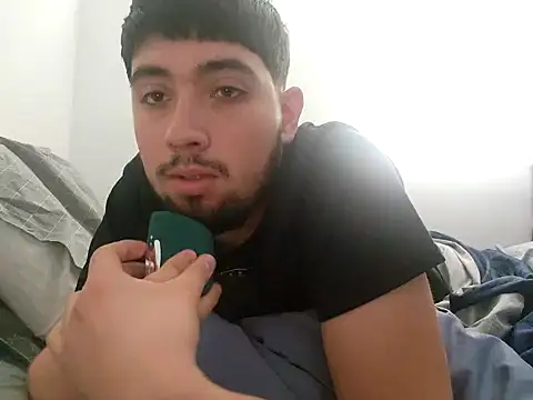 hornycollegestudenthung online show from February 8, 11:13 pm