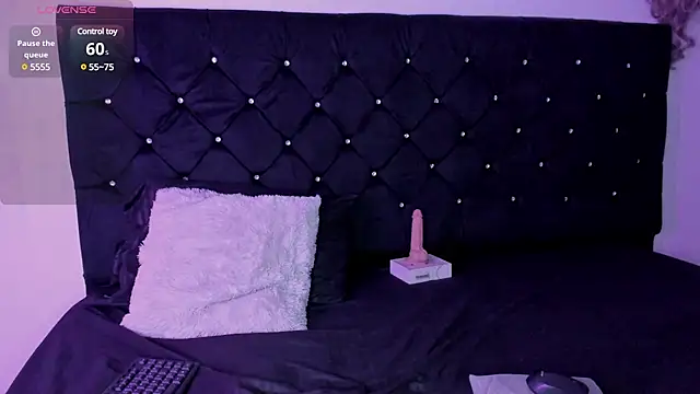 Snapshot of Natasha_by chatting on March 10, 4:46 pm Natasha by online show from March 10, 4:46 pm