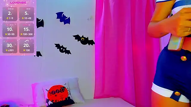 Snapshot of Natasha_by chatting on October 28, 1:58 pm Natasha by online show from October 28, 1:58 pm