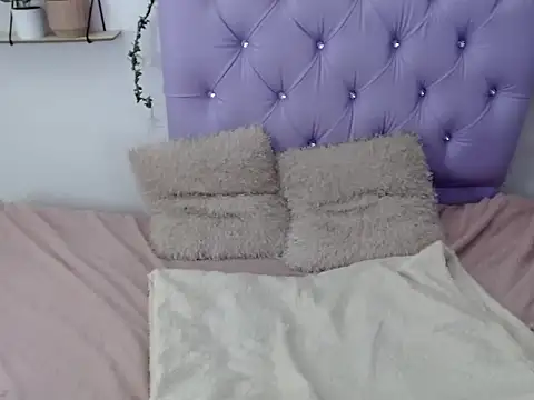 Freyja 01 online show from October 7, 9:34 pm