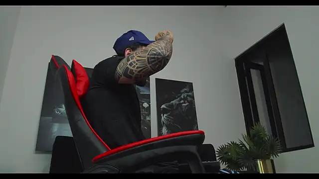 Austin bolt online show from January 31, 2:58 am