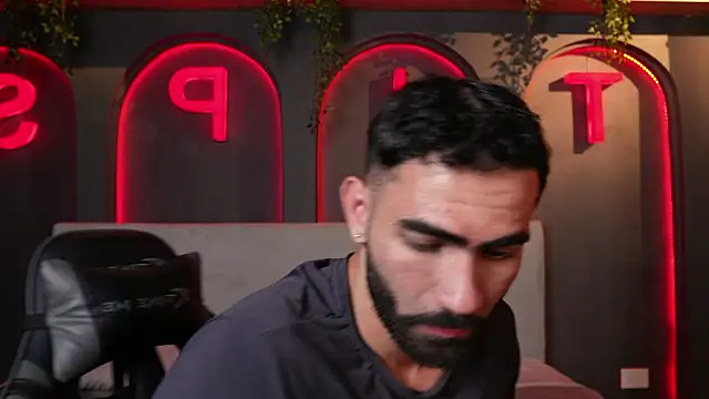 Austin bolt online show from October 28, 3:32 am