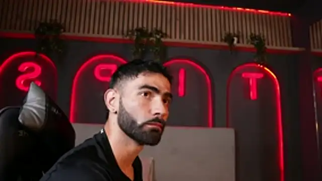 Austin bolt online show from October 31, 3:40 am