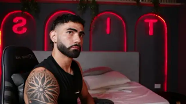 Austin bolt online show from November 3, 2:13 am