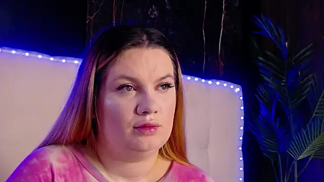 MelanieBrownn online show from April 5, 5:26 am