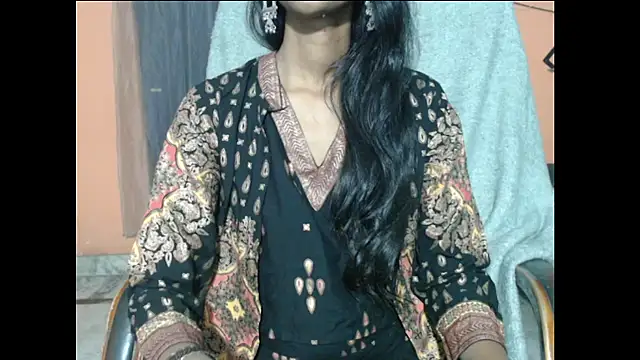 Snapshot of Sabjivali chatting on November 19, 7:47 pm Sabjivali online show from November 19, 7:47 pm