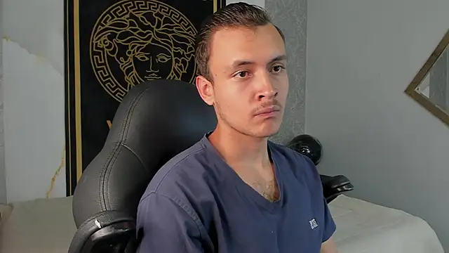 Desmon Clark online show from January 10, 2:04 am