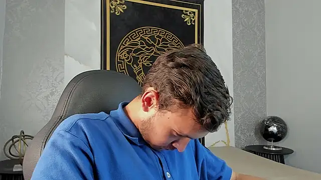 Desmon Clark online show from January 21, 10:41 pm