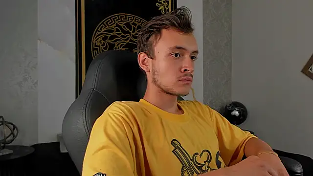 Desmon Clark online show from February 5, 12:42 am