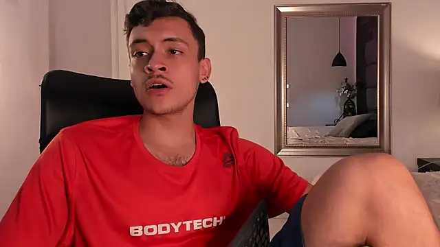 Desmon Clark online show from March 20, 8:51 pm