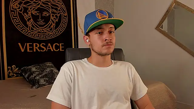 Desmon Clark online show from September 23, 9:29 pm