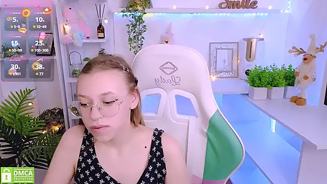 LayriantaVee online show from March 19, 10:11 am