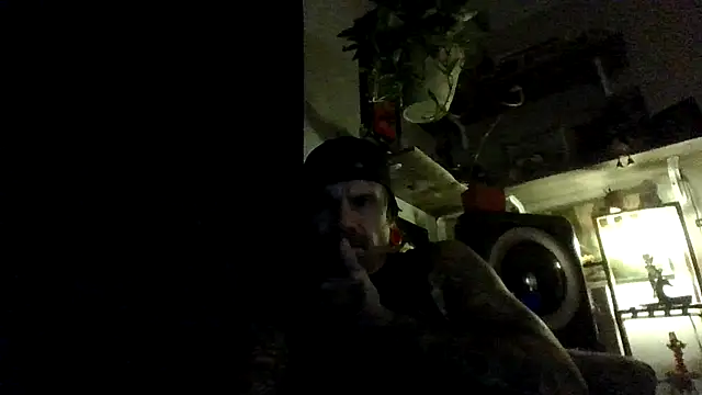 Snapshot of clitstitsandbongrips chatting on September 23, 9:23 am clitstitsandbongrips online show from September 23, 9:23 am