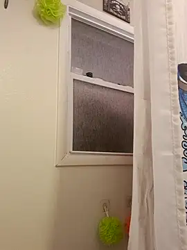 Snapshot of clitstitsandbongrips chatting on September 30, 3:00 am clitstitsandbongrips online show from September 30, 3:00 am