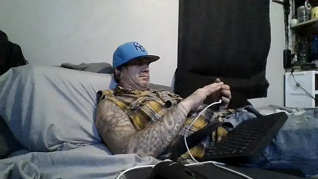 Snapshot of clitstitsandbongrips chatting on November 3, 9:10 am clitstitsandbongrips online show from November 3, 9:10 am