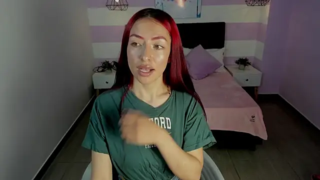 Scarlett  bell online show from November 18, 2:32 pm