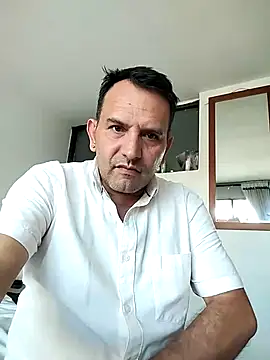 RogueTraveler online show from January 27, 9:22 pm