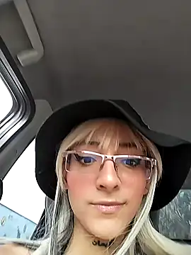 Dani pegin online show from January 31, 4:06 pm