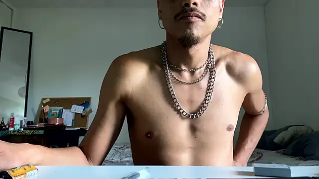 villanocat online show from December 26, 9:37 pm