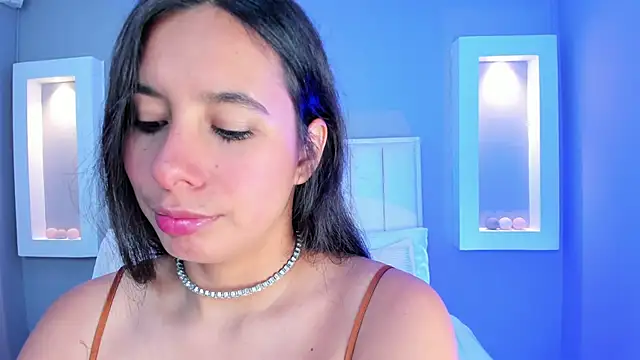 Snapshot of HannaPaola chatting on September 23, 10:35 pm HannaPaola online show from September 23, 10:35 pm