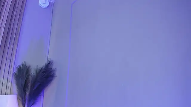 HannaPaola online show from February 2, 10:30 pm