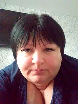 Snapshot of Marina376 chatting on February 6, 11:32 am Marina376 online show from February 6, 11:32 am