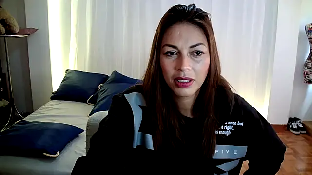 Hanna Charming online show from January 8, 4:53 pm