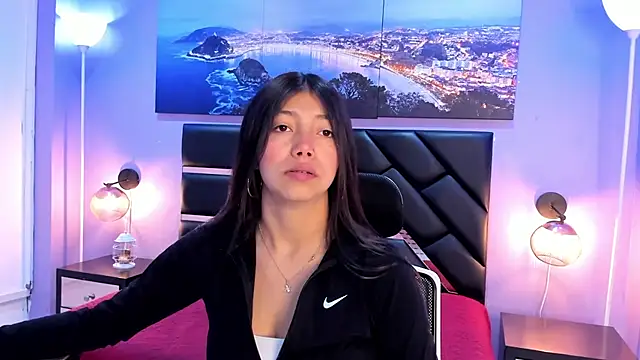 KimberlyVillaLobos online show from April 22, 11:01 am