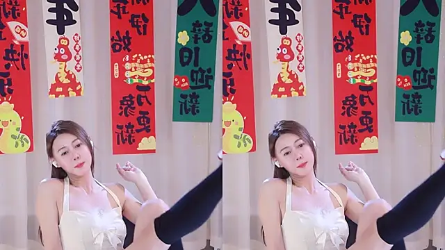 Snapshot of Roseonly_ chatting on March 7, 4:33 pm Roseonly  online show from March 7, 4:33 pm