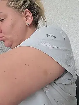 Anna Curvy online show from March 20, 4:17 am