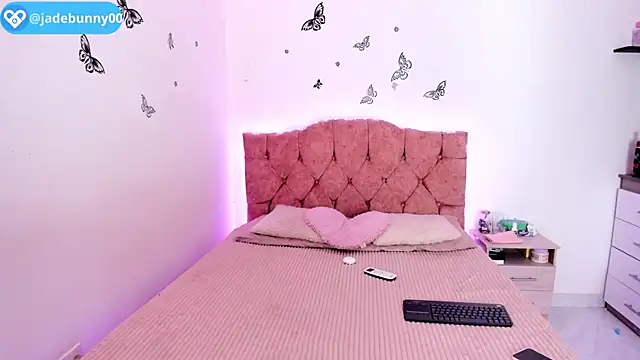 Snapshot of jade_dakota__ chatting on September 12, 6:52 pm jade dakota online show from September 12, 6:52 pm