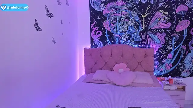 Snapshot of jade_dakota__ chatting on November 7, 10:54 pm jade dakota online show from November 7, 10:54 pm