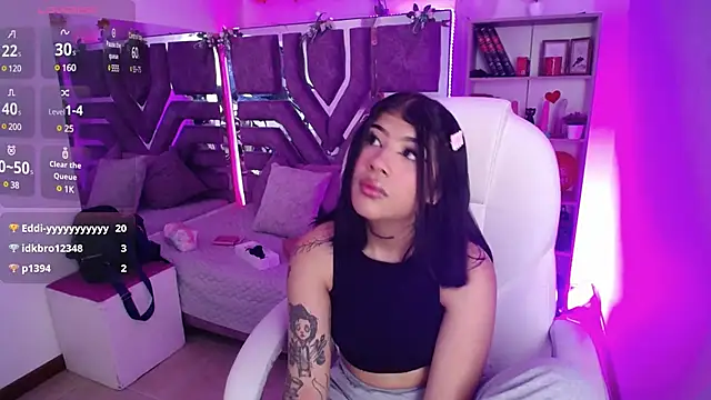 AliceWalker 11 online show from February 25, 8:09 pm