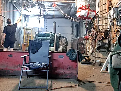 Frankdick01 online show from November 23, 7:52 am