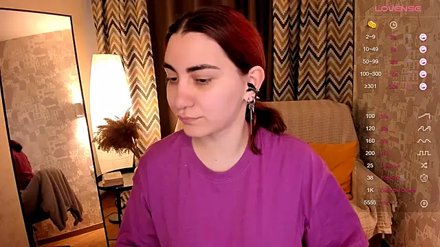 hannacheekss  online show from September 9, 2:11 am